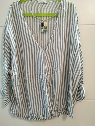 Conjunto: Pitillo + Blusa. T36/M+ gargantilla