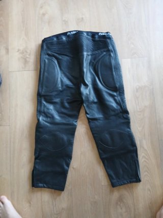 Pantalón Moto Garibaldi Cuero Negro
