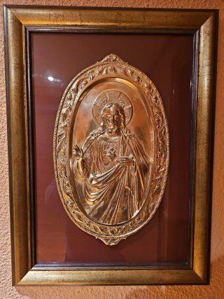 Relieve Sagrado Corazón en Marco Dorado