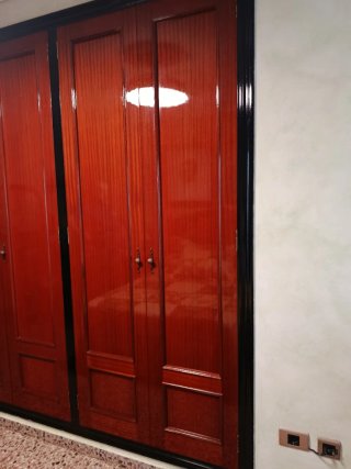 Puertas de armario madera maciza con tirador