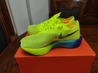 Nike ZoomX Vaporfly Next%3 Talla 42.5 (Originales)