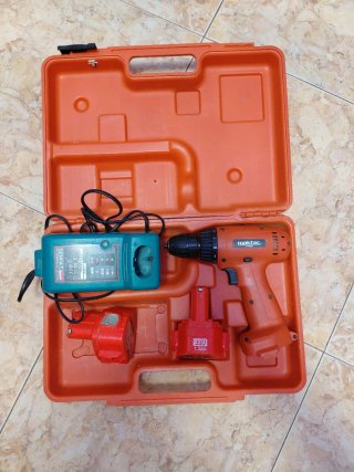 Maletín Maktec by Makita Naranja