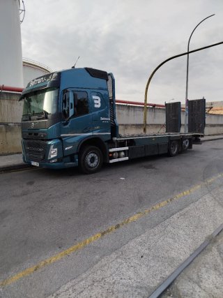 Volvo FM Portamaquinaria