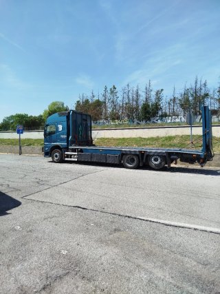 Volvo FM Portamaquinaria