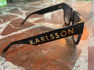 Gafas de sol negras