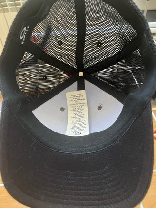 Gorra Oakley Camuflaje Gris y Negra