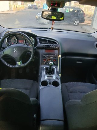 Peugeot 3008 2010