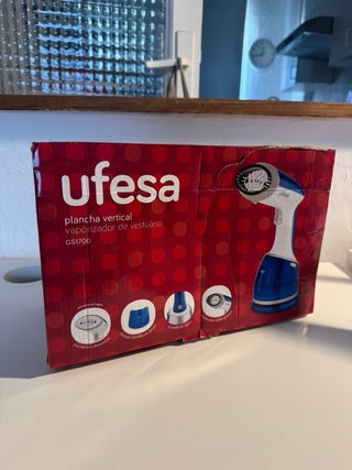 Plancha de vapor vertical Ufesa GS1700