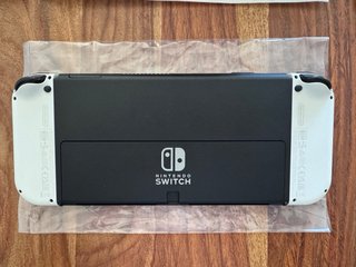 Nintendo Switch OLED Bianca e Nera