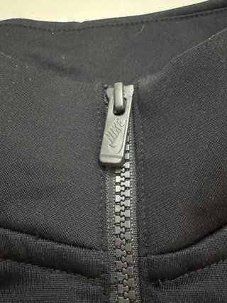 Chaqueta Nike Negra Media Cremallera