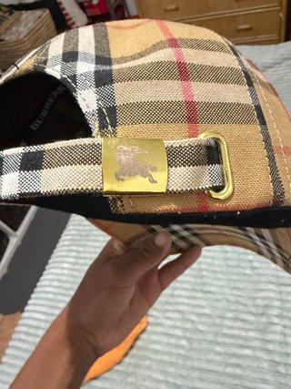 Gorra Burberry Beige