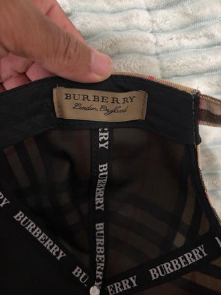 Gorra Burberry Beige