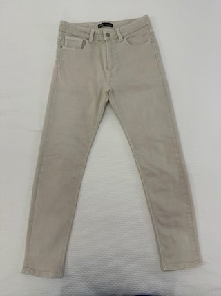 Pantalón Zara