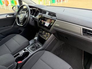 Volkswagen Touran 2.0TDI DSG Advancet&Navi 7Plaza