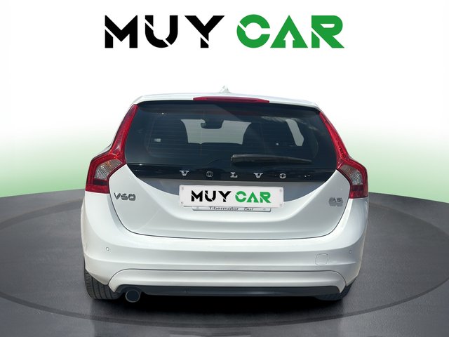 Volvo V60 D3 Momentum Auto 110 kW (150 CV)