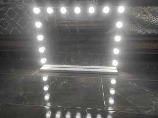 Espejo Cosmético LED con Aumento