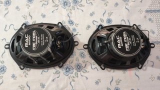 Altavoces coche.