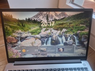 Portátil Lenovo IdeaPad 1 15ADA7 Plata