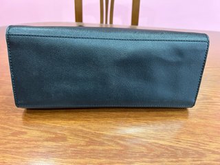 Bolso Guess Negro