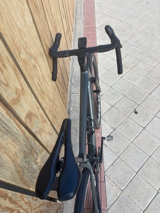 Bicicleta Gravel Giant Carbono