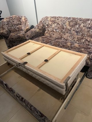 Conjunto sofá cama y 2 sillones