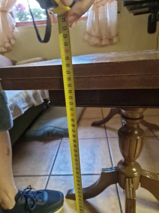 Mesa auxiliar vintage de madera