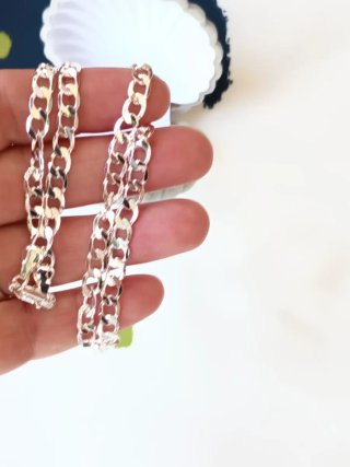 Cadena de plata para hombre