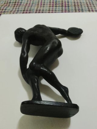 Figura de Bronce El Discóbolo de Morón