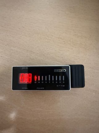 Afinador Seiko STH2 con pinza