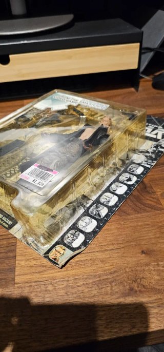 PRECINTADA Figura Metal Gear Solid Liquid Snake