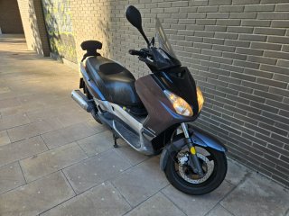 Yamaha Xmax 125 Marrón/Gris