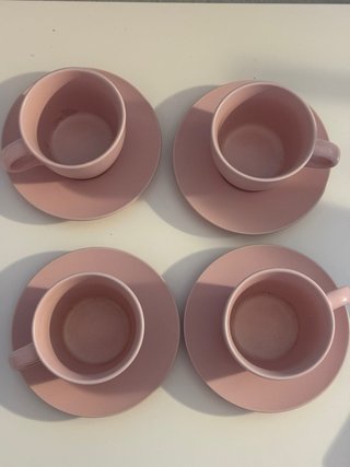 Conjunto 4 tazas y platos IKEA FÄRGKLAR Rosa
