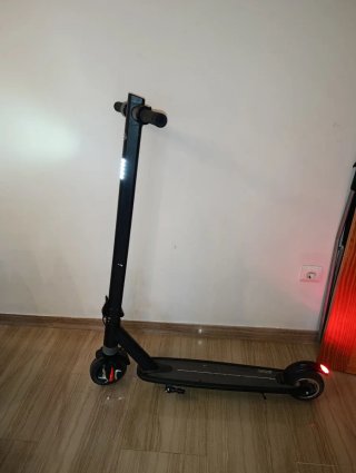 Patinete Eléctrico Negro R6