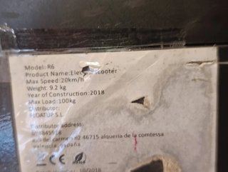Patinete Eléctrico Negro R6