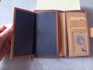 Cartera, billetera mujer,de piel Ubrique
