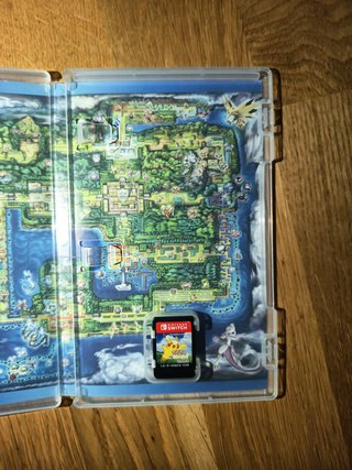 Nintendo Switch: Pokémon Let's Go Pikachu!