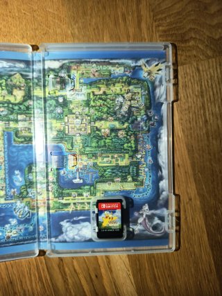 Nintendo Switch: Pokémon Let's Go Pikachu!