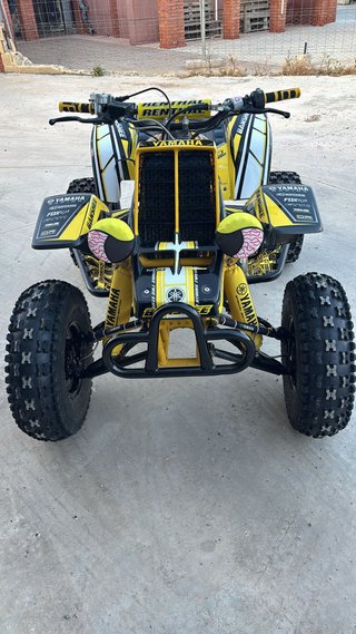 Yamaha Banshee Negro y Amarillo