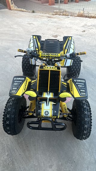 Yamaha Banshee Negro y Amarillo