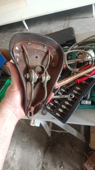 Sillín Cuero Orbea Niño Varillas Vintage
