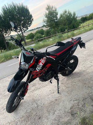 Aprilia SX 125 2024 supermotard