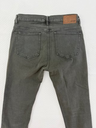 Pantalones grises Mango