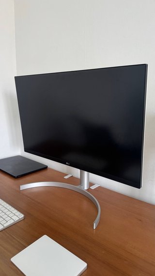 Monitor LG 27 4K 27UL850-W