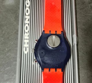 Swatch Chrono Signal Flag SCN101