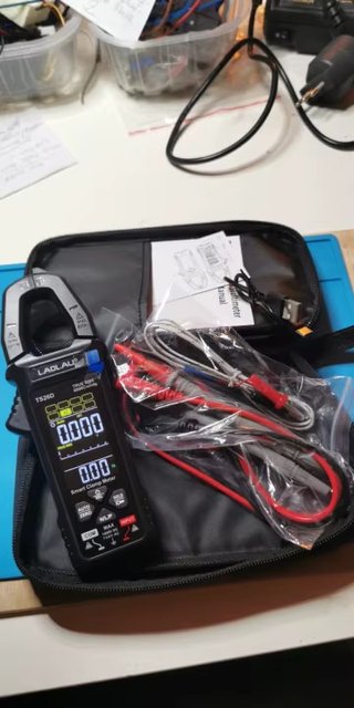 Multimetro digital TS26A