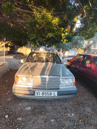 Mercedes-Benz w124 2026