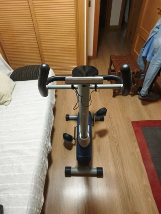 Bicicleta Estática BH Fitness