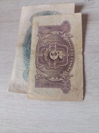 2 Billetes Banco de España 5 y 10 Pesetas 1935