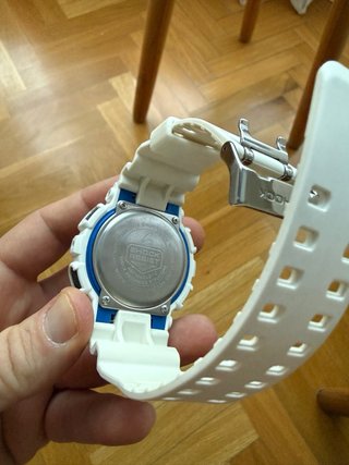 Reloj Casio G-Shock GA-100B-7A Blanco