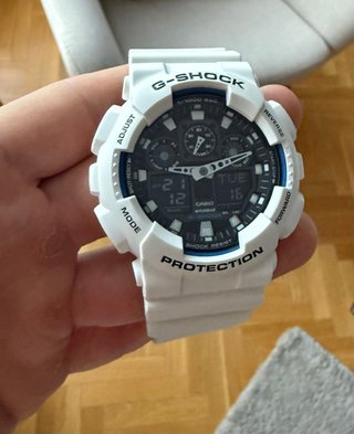 Reloj Casio G-Shock GA-100B-7A Blanco